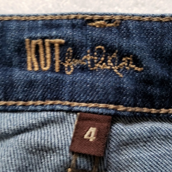 KUT Cathrine Boyfriend Denim Shorts - 4 - Picture 5 of 7